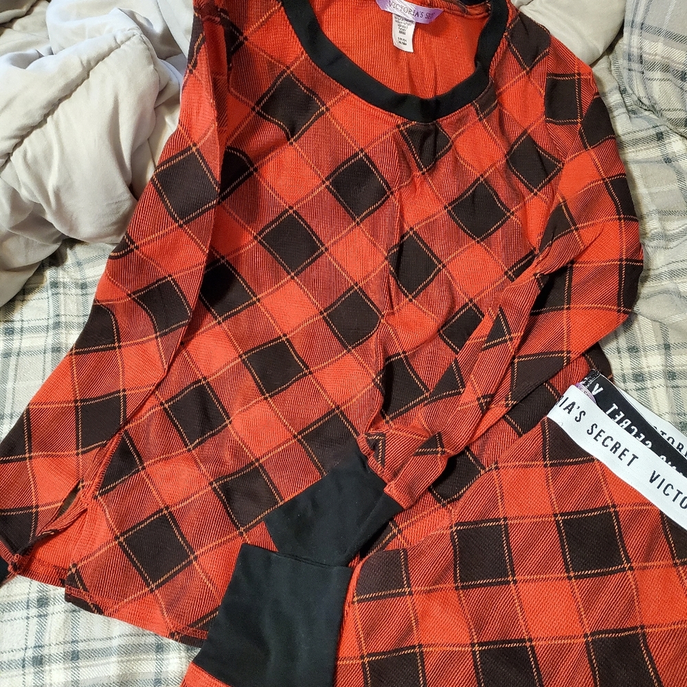 Victoria's Secret pajama set